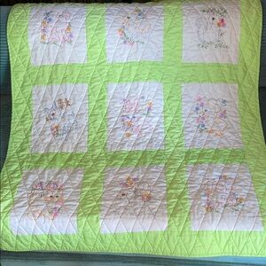 45” x 38” vintage handmade baby quilt - green & white w/embroidered animals